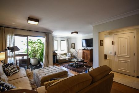 Sala de apartamento à venda com 4 quartos, 195m² em Vila Suzana, São Paulo