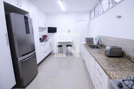 Apartamento à venda com 161m², 2 quartos e 1 vagaCozinha