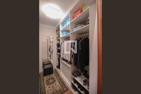 Apartamento à venda com 161m², 2 quartos e 1 vagaCloset 2 da suíte