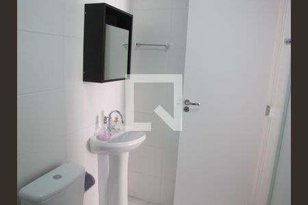 Banheiro da Suíte de apartamento para alugar com 1 quarto, 28m² em Vila Penteado, São Paulo