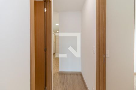 Corredor de apartamento para alugar com 2 quartos, 66m² em Santana, São Paulo