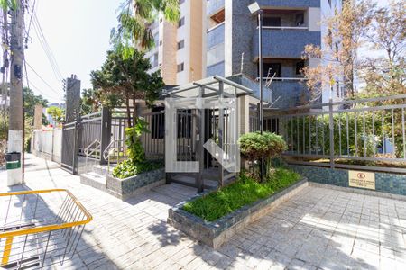 Apartamento à venda com 87m², 4 quartos e 2 vagasFachada e Portaria