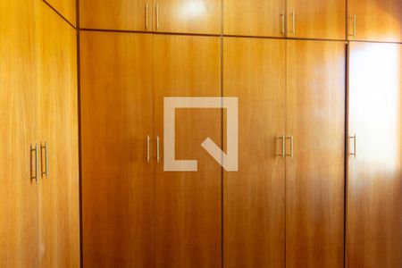 Apartamento à venda com 87m², 4 quartos e 2 vagasQuarto 2