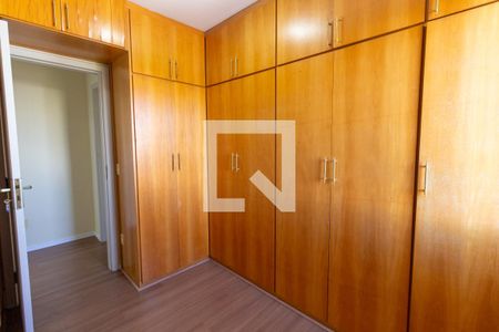 Apartamento à venda com 87m², 4 quartos e 2 vagasQuarto 2