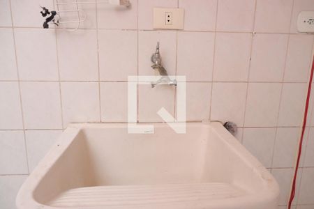 Casa de condomínio à venda com 130m², 3 quartos e 1 vagaÁrea de Serviço