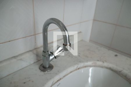 Casa de condomínio à venda com 130m², 3 quartos e 1 vagabanheiro corredor