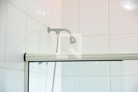 Casa de condomínio para alugar com 315m², 3 quartos e 6 vagasBanheiro da Suíte 1