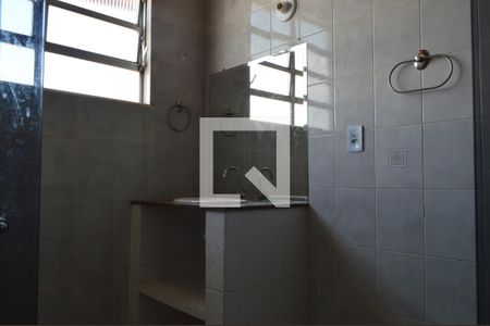 Casa de condomínio para alugar com 300m², 3 quartos e 4 vagasBanheiro