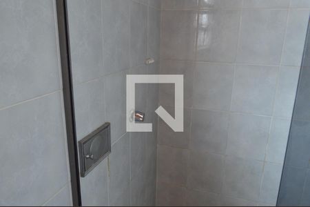 Casa de condomínio para alugar com 300m², 3 quartos e 4 vagasBanheiro da Suíte