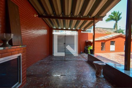 Casa de condomínio para alugar com 300m², 3 quartos e 4 vagasGaragem 