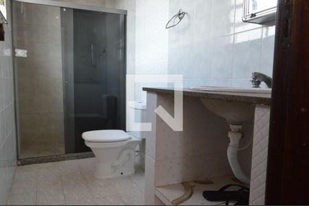 Casa de condomínio para alugar com 300m², 3 quartos e 4 vagasBanheiro da Suíte