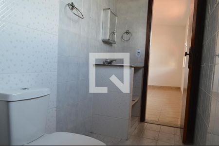 Casa de condomínio para alugar com 300m², 3 quartos e 4 vagasBanheiro da Suíte