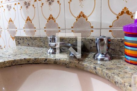 Casa à venda com 101m², 2 quartos e 3 vagasBanheiro - torneira