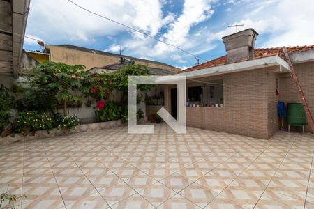 Casa à venda com 101m², 2 quartos e 3 vagasQuintal