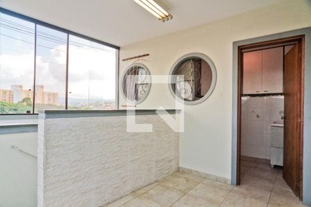 Casa à venda com 275m², 3 quartos e 6 vagasÁrea de Serviço