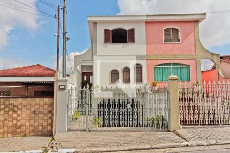 Casa à venda com 275m², 3 quartos e 6 vagasFachada