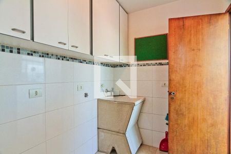 Casa à venda com 275m², 3 quartos e 6 vagasÁrea de Serviço