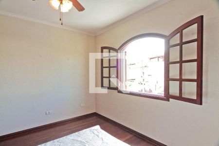 Casa à venda com 275m², 3 quartos e 6 vagasQuarto 2