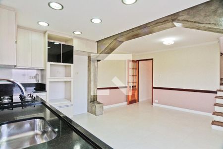 Casa à venda com 275m², 3 quartos e 6 vagasCozinha