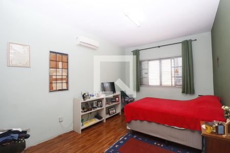 Casa à venda com 420m², 4 quartos e 6 vagasQuarto 4