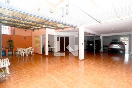 Casa à venda com 420m², 4 quartos e 6 vagasGaragem