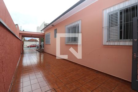 Casa à venda com 420m², 4 quartos e 6 vagasCorredor