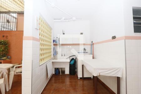 Casa à venda com 420m², 4 quartos e 6 vagasÁrea de Serviço