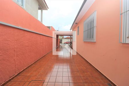Casa à venda com 420m², 4 quartos e 6 vagasCorredor