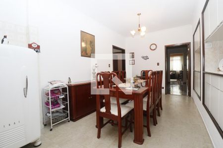 Casa à venda com 420m², 4 quartos e 6 vagasCopa