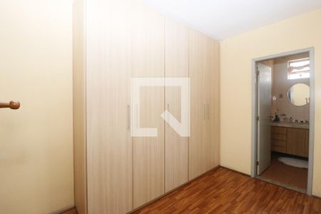 Casa à venda com 420m², 4 quartos e 6 vagasQuarto 5