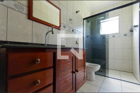 Banheiro de casa à venda com 3 quartos, 102m² em Vila Granada, São Paulo