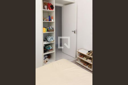 Quarto 1 de apartamento para alugar com 3 quartos, 79m² em Pernambués, Salvador