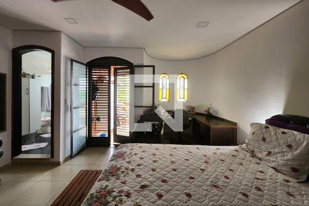 Casa à venda com 207m², 3 quartos e 2 vagasSuíte 1