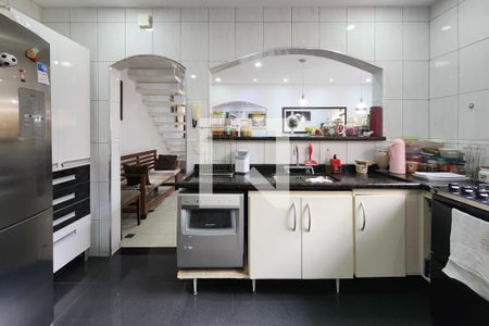 Casa à venda com 207m², 3 quartos e 2 vagasCozinha