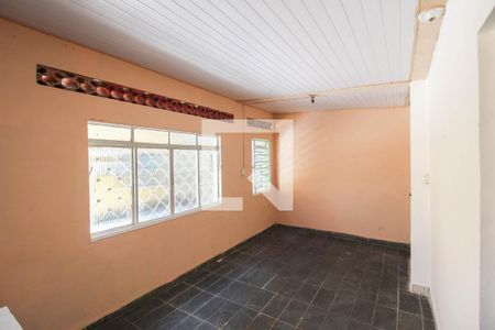 Sala de apartamento para alugar com 2 quartos, 80m² em Vila Emil, Mesquita