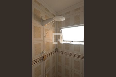 Casa à venda com 380m², 3 quartos e 4 vagasBanheiro da Suíte 1