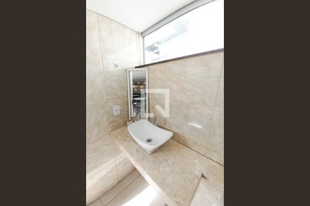 Apartamento à venda com 143m², 2 quartos e 2 vagasBanheiro 2