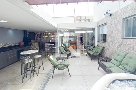 Apartamento à venda com 143m², 2 quartos e 2 vagasÁrea gourmet