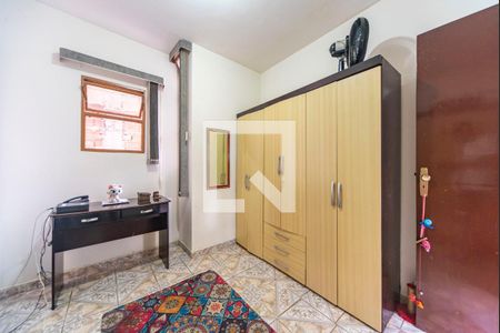 Casa à venda com 200m², 3 quartos e 2 vagasQuarto 2