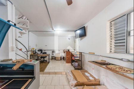 Casa à venda com 200m², 3 quartos e 2 vagasSalão