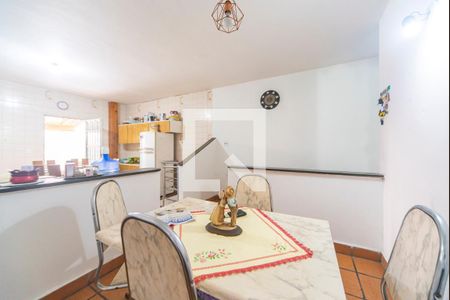 Casa à venda com 200m², 3 quartos e 2 vagasCopa