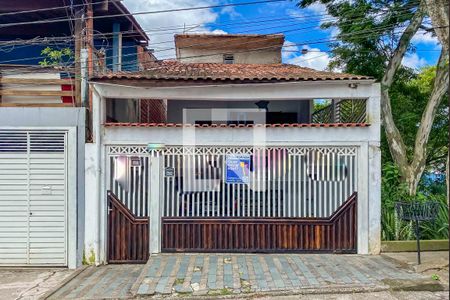 Casa à venda com 200m², 3 quartos e 2 vagasFachada