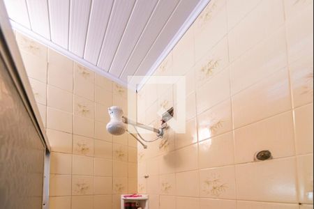 Casa à venda com 200m², 3 quartos e 2 vagasChuveiro 