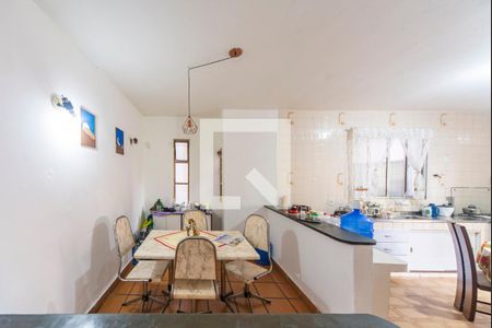 Casa à venda com 200m², 3 quartos e 2 vagasCopa