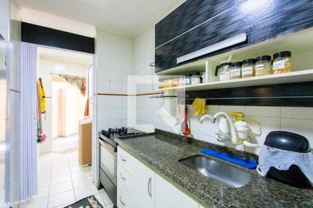 Apartamento à venda com 74m², 2 quartos e 1 vaga Apartamento à venda com 74m², 2 quartos e 1 vagaCozinha