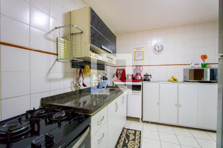 Apartamento à venda com 74m², 2 quartos e 1 vaga Apartamento à venda com 74m², 2 quartos e 1 vagaCozinha