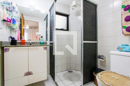 Apartamento à venda com 74m², 2 quartos e 1 vaga Apartamento à venda com 74m², 2 quartos e 1 vagaBanheiro do quarto 1