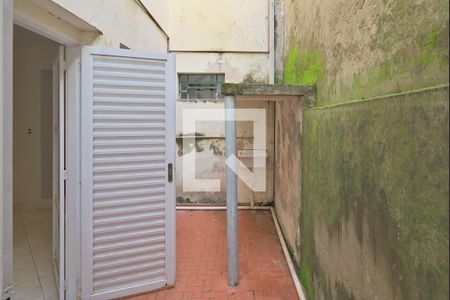 Casa à venda com 260m², 6 quartos e 2 vagasÁrea de Serviço 2 - edícula 1  (piso inferior)