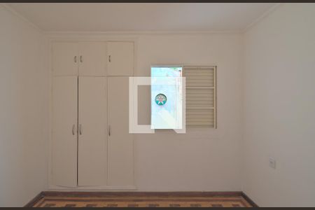 Casa à venda com 260m², 6 quartos e 2 vagasQuarto 1 - Piso superior