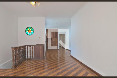 Sala 1  - Piso superior de casa à venda com 6 quartos, 260m² em Vila Jequitibás, Campinas